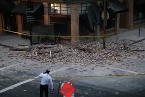 Terremoto-in-California-molti-feriti-forti-scosse-anche-in-Perù-e-Cile