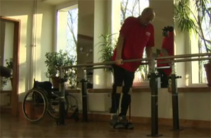 Londra-trapianto-miracoloso-uomo-paralizzato-ora-riesce-a-guidare-e-camminare