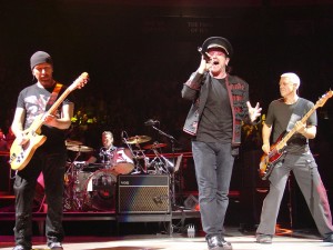 U2-e-Bono-Vox-in-Italia-delirio-dei-fan-boom-ascolti-a-"Che-tempo-che-fa"
