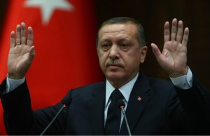 Erdogan-choc-“Le-donne-non-devono-ridere-in-pubblico-e-non-sono-uguali-agli-uomini”