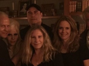 Streisand-Travolta-e-Gaga-in-una-foto-cosa-ci-fanno-insieme