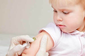 Vaccini-una-donna-mostra-in-un-video-il-suo-bimbo-colpito-dalla-pertosse