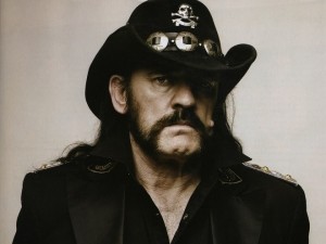 Motorhead-Lemmy-Kilmister-choc-la-causa-della-sua-morte-un-cancro-aggressivo