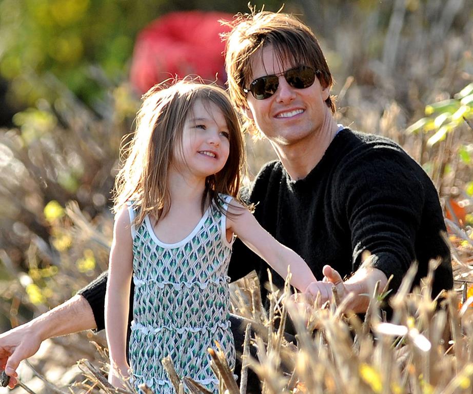 Tom Cruise choc da quattro anni non sente e non vede sua figlia Suri che da poco ha compiuto 10 anni