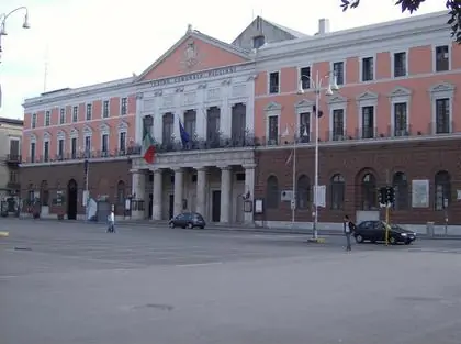 Scontro Desirèe Di Geronimo- Schitulli per poltrona Sindaco Bari?