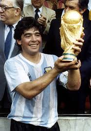 Maradona e il gol più bello segnato nel 1980 dal fuoriclasse argentino