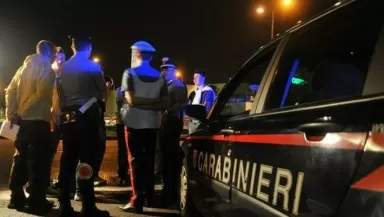 Rimini-in-centro-massaggi-titolare-faceva-prostituire-la-figlia