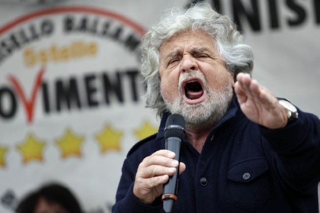 Beppe Grillo: sul blog denuncia possibili brogli alle europee