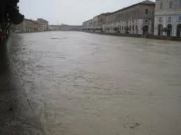 Maltempo-Senigallia-oggi-ultimi-aggiornamenti-bomba-acqua-e-news-situazione-fiume-Misa
