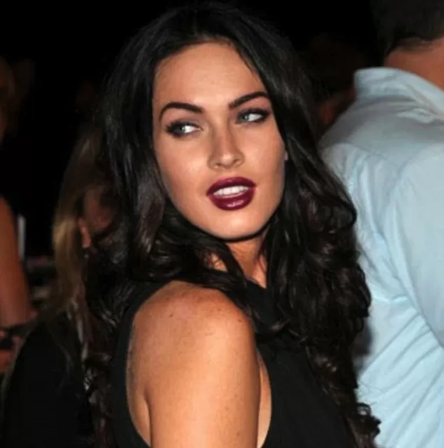 Megan-Fox-su-Instagram-mostra-tutta-la-sua-bellezza-su-foto-struccata