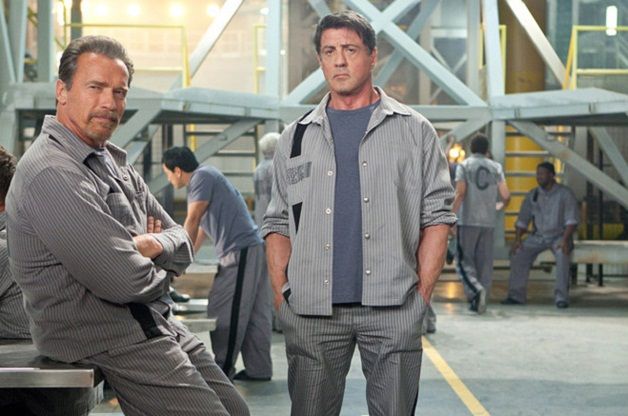 Sylvester-Stallone-e-Arnold-Schwarzenegger-rivali-sul-set-tanto-da-odiarsi-profondamente