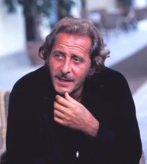 Domenico-Modugno-l-omaggio-a-Mister-Volare-di-Polignano-a-Mare