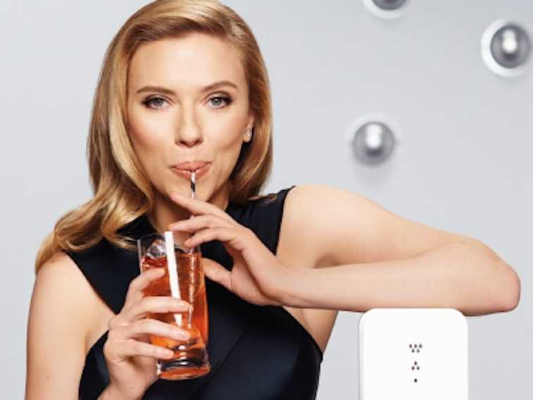 Scarlett-Johansson-presto-mamma-e-conturbante-aliena-in-“Under-the-skin”