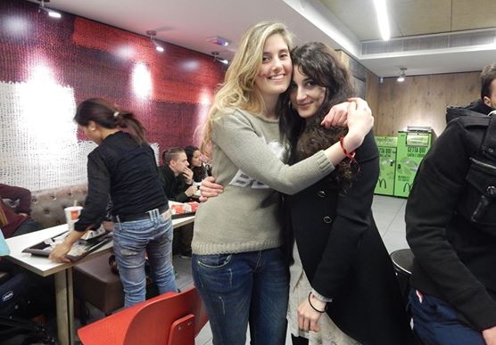 Dichiarazioni choc assessore Varese su Greta e Vanessa italiane rapite in Siria
