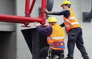 Lavoratori-con-1.300-euro-di-stipendio-al-mese-rasentano-la-povertà