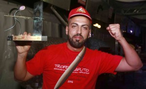 Napoli-è-Valentino-Libro-il-re-della-pizza-a-livello-mondiale