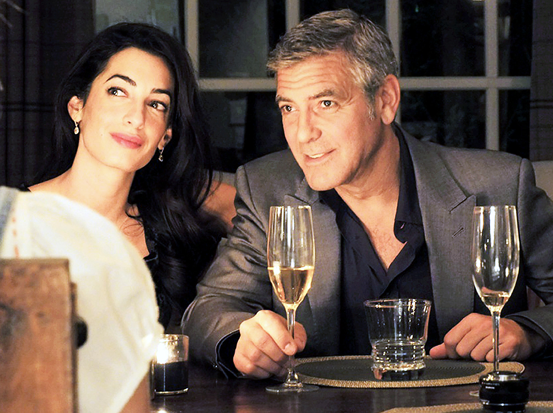 George Clooney vende villa sul lago di Como troppi paparazzi
