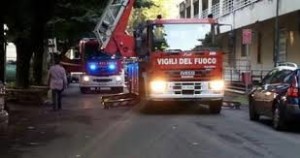 Umberto-I-di-Roma-choc-divampa-un-incendio-per-macchinetta-del-caffè
