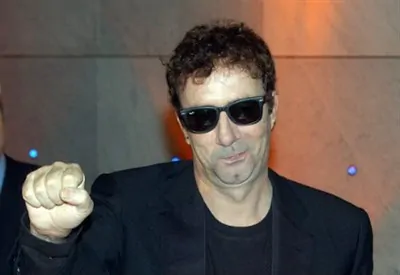 Francesco-Nuti-ricoverato-ospedale-in-codice-giallo-dopo-rovinosa-caduta