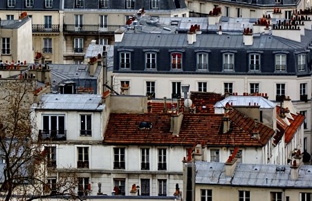 Parigi-ragazza-italiana-sfrattata-di-casa-per-aver-chiesto-ricevuta