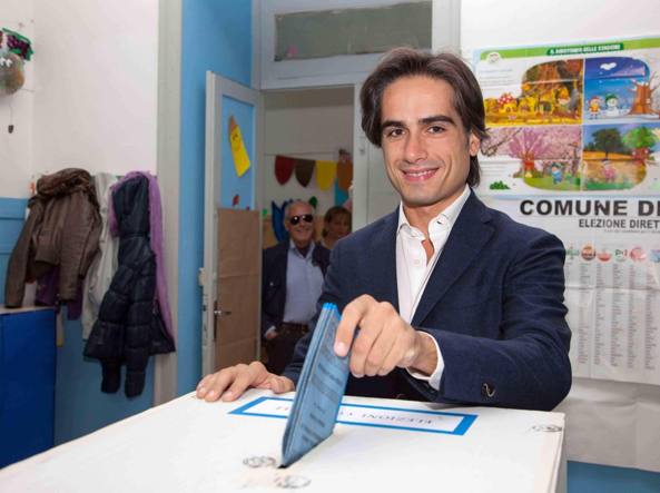 Reggio-Calabria-nuovo-sindaco-è-il-renziano-Giuseppe-Falcomatà-ridimensionati-FI-e-M5S