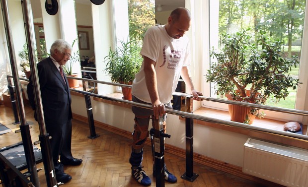 Uomo bulgaro paralizzato ora cammina grazie a trapianto cellule olfattive