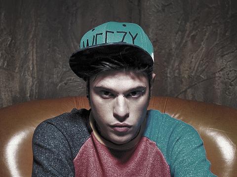 Fedez-dichiarazioni-choc “Barbara-D-Urso-tombola-e-di-Renzi-non-mi-fido”