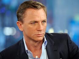 Daniel Craig nella pellicola “Bond 24” planerà con paracadute sul Tevere