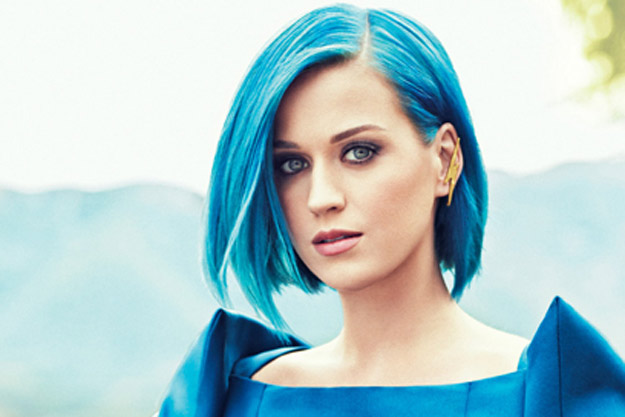 Katy Perry litigio a Sydney con paparazzi per foto osé