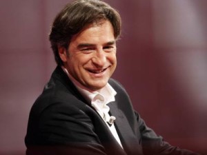 Max-Tortora-show-da-applausi-con-“L-amore-è-la-follia”