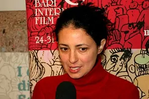 “Triangle”-il-film-che-racconta-le-tragedie-di-Barletta-e-New-York