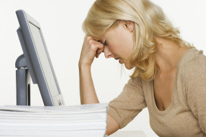 Il-controllo-continuo-delle-email-provoca-stress