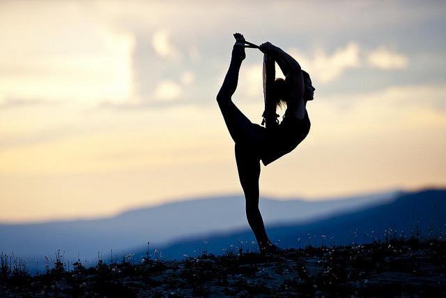 Lo-yoga-aiuta-a-proteggere-il-cuore-dall-infarto