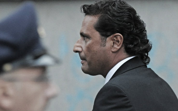 Schettino racconta la sua verità ma rischia 20 anni di carcere