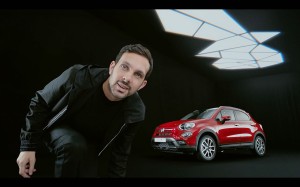 Fiat-500X-lancio-a-Roma-con-spettacolo-mago-Dynamo