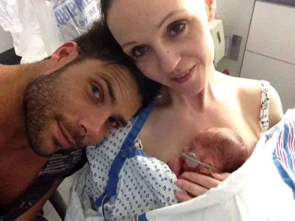 New-York-neonato-nasce-prematuro-e-conto-ospedale-è-di-168-mila-euro