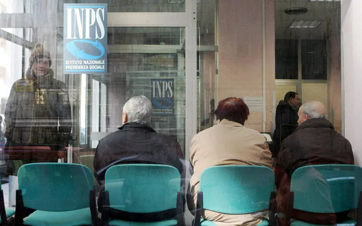 Pensioni-dal-2016-occorreranno-quattro-mesi-in-più