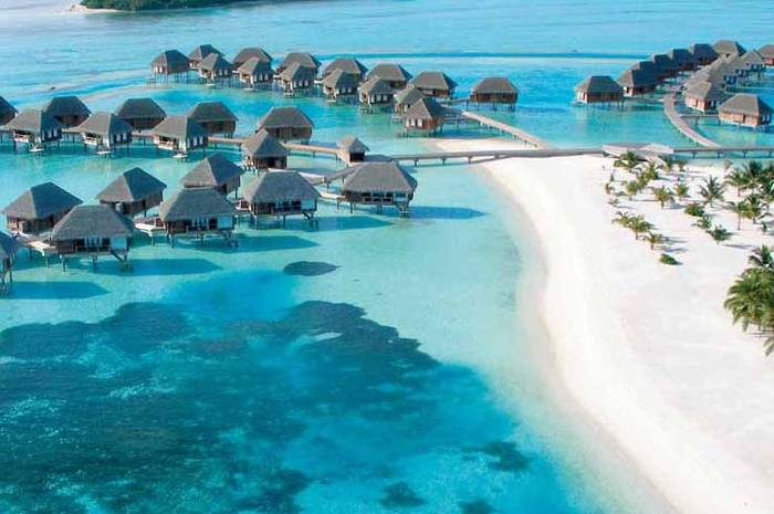 Club-Med-presto-ai-cinesi-Bonomi-ritira-offerta