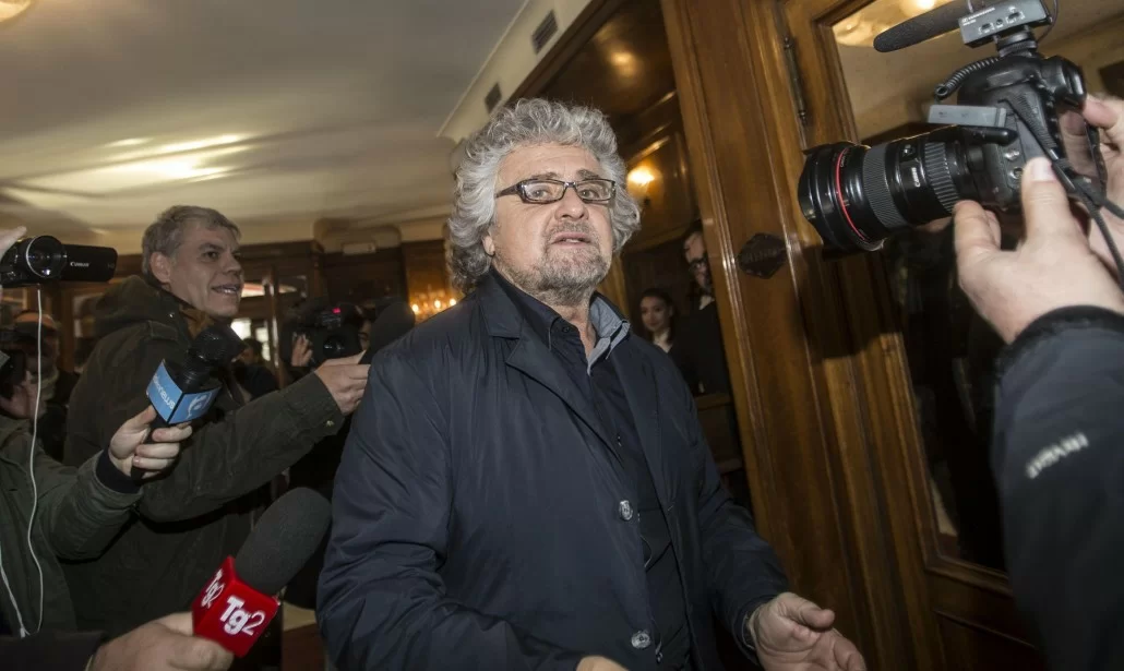 Grillo-Casaleggio-e-la-giovane-iscritta-del-M5S-hanno-incontrato-Mattarella