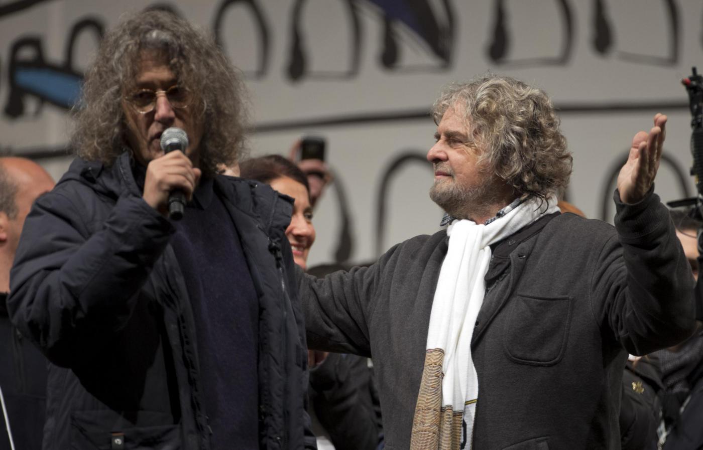 Grillo a Roma il primo spettacolo senza Casaleggio, mi manca tantissimo