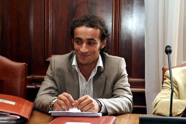 L-Aquila-consigliere-comunale-con-patente-sospesa-tampona-auto-dell-arma