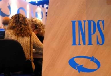 Inps-nuovi-limiti-età-pensionabile-sia-per-le-donne-che-per-gli-uomini