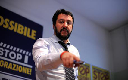 Salvini, i parlamentari fuoriusciti dalla Lega faranno la fine dei vermi