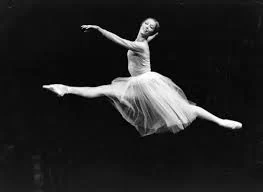 Ballerina-paralizzata-dopo-intervento-per-scoliosi-medico-processato