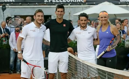 Totti-con-Djokovic-doppio-per-beneficenza-al-foro-Italico