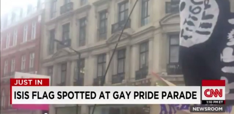 Gaffe CNN, bandiera Isis al Gay Pride ma era Sexy Toy