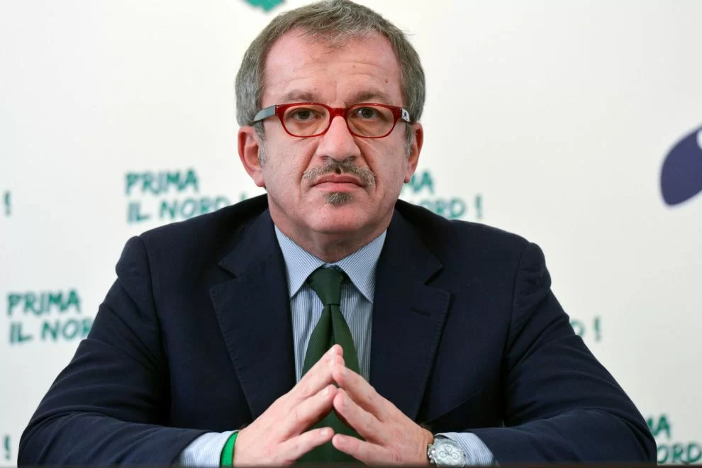 Maroni-fermare-immigrazione-con-dei-campi-profughi-in-Libia