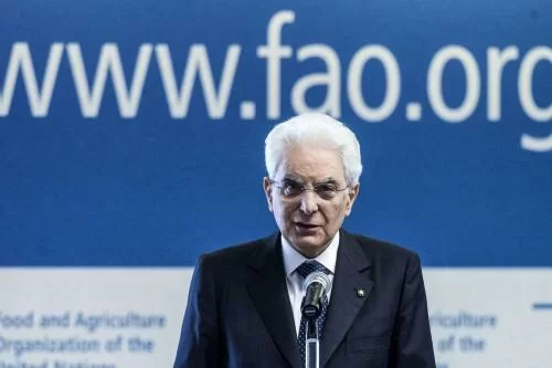 Mattarella-problema-immigrazione-è-epocale-la-fame-causa-di-guerre