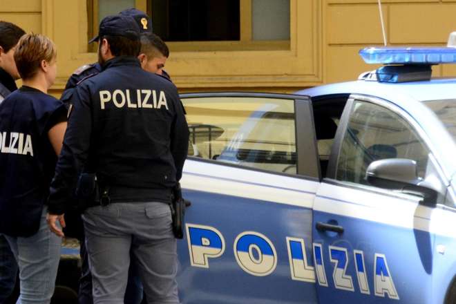 Roma-auto-sulla-folla-arrestati-i-due-rom-non-rispondono-al-pm