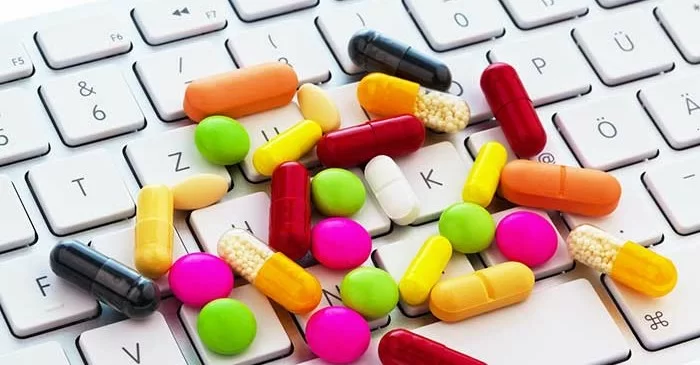 Farmaci-dal-1-luglio-si-acquistano-solo-con-un-click
